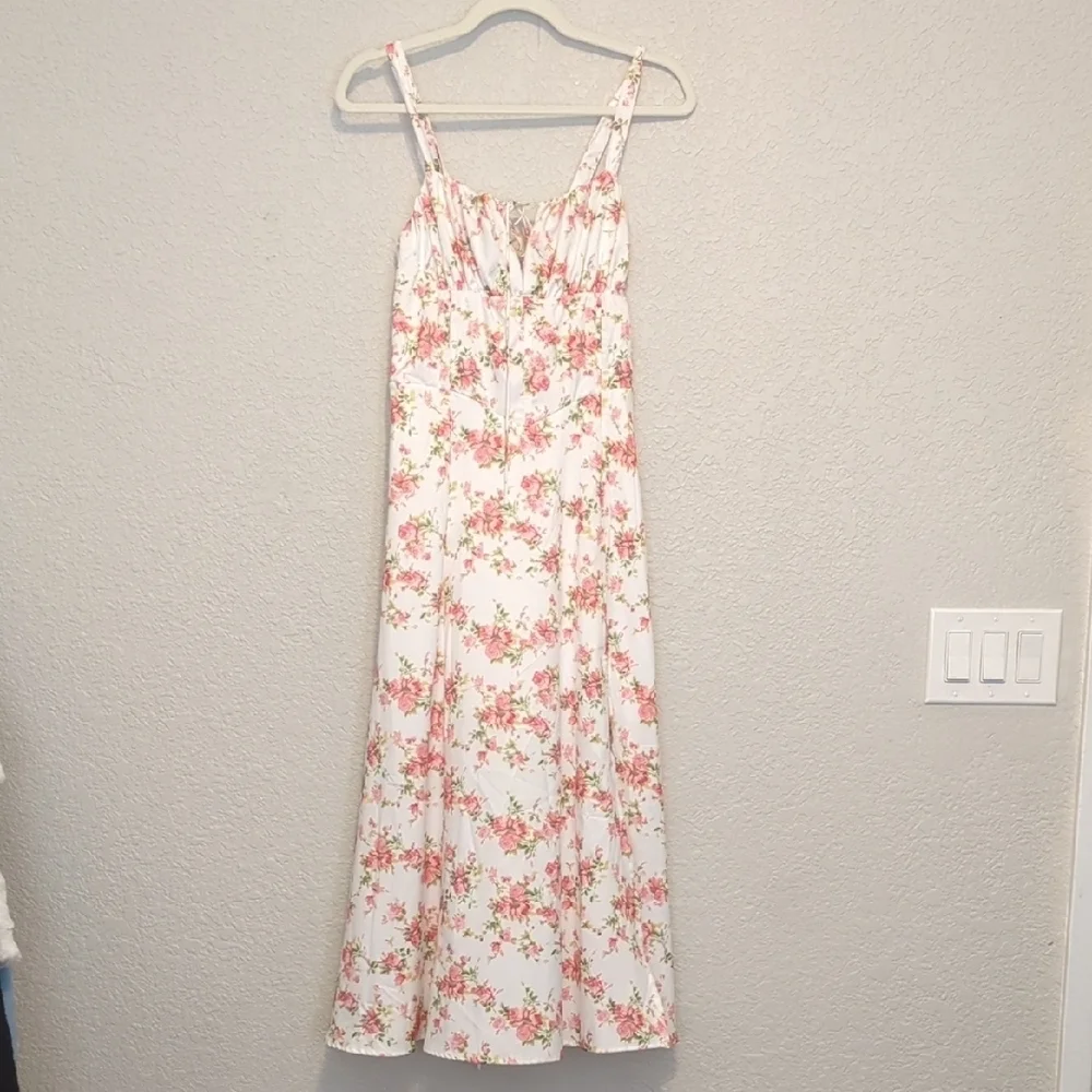 Parthea white pink floral sleeveless basque waist lace up thigh slit maxi dress - Picture 8 of 14